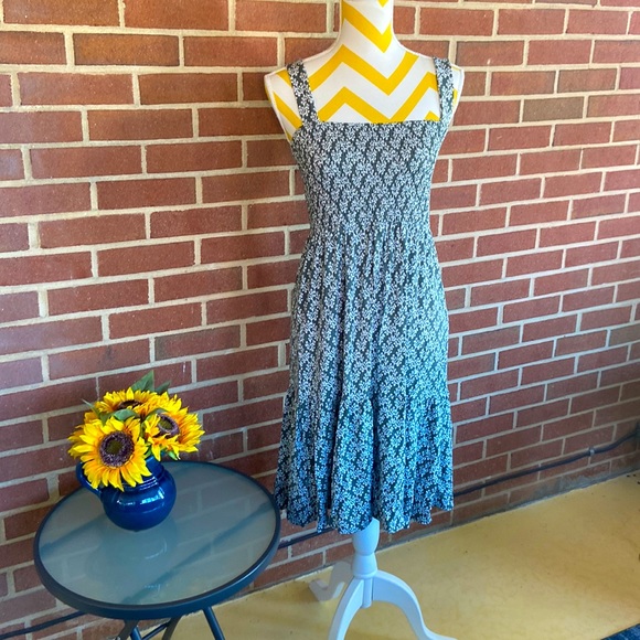 LOFT Smock Sundress - Picture 1 of 11